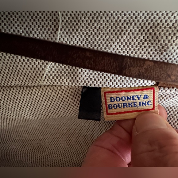 🛍️Vintage Dooney & Bourke yellow/brown leather bucket shoulder Bag. (14X12X6) - Picture 15 of 16